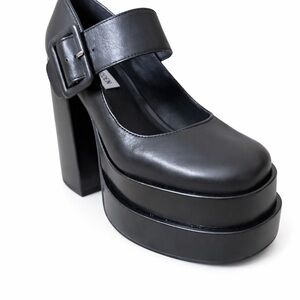 Steve Madden Carly Black Leather Mary Jane Platforms